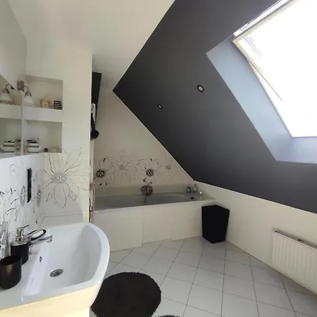 Przyjazny * تارنوفسكي غوره