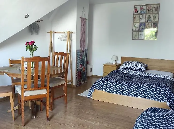 Przyjazny Quarto em Acomodações Particulares *